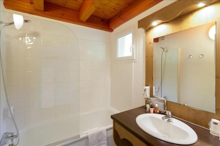 לוגרה Duplex-Chalet Entre Lac Et Montagne Avec Balcon מראה חיצוני תמונה