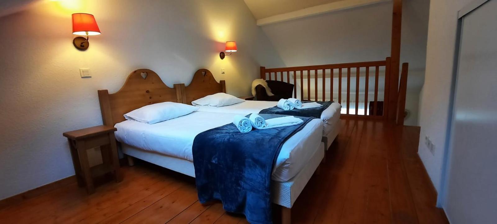 לוגרה Duplex-Chalet Entre Lac Et Montagne Avec Balcon מראה חיצוני תמונה
